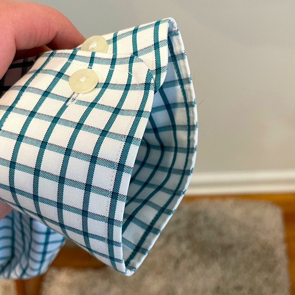 Lands’ End Casual Dress Shirt - Gently Used, Great Condition - Picture 7 of 9